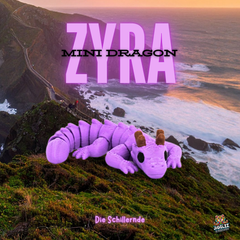🐉 ZYRA MINI DRAGON – Die Schillernde